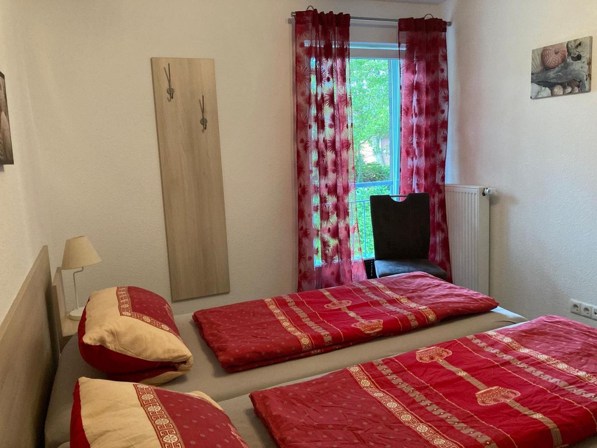 Schlafzimmer 2